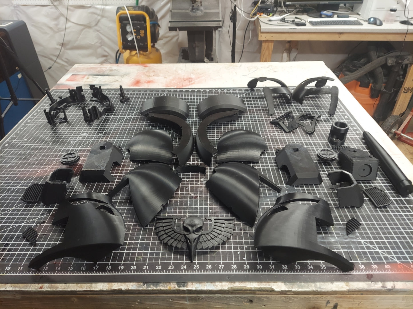 Raven Guard Mark VII Helmet (3D Print | Files Only)